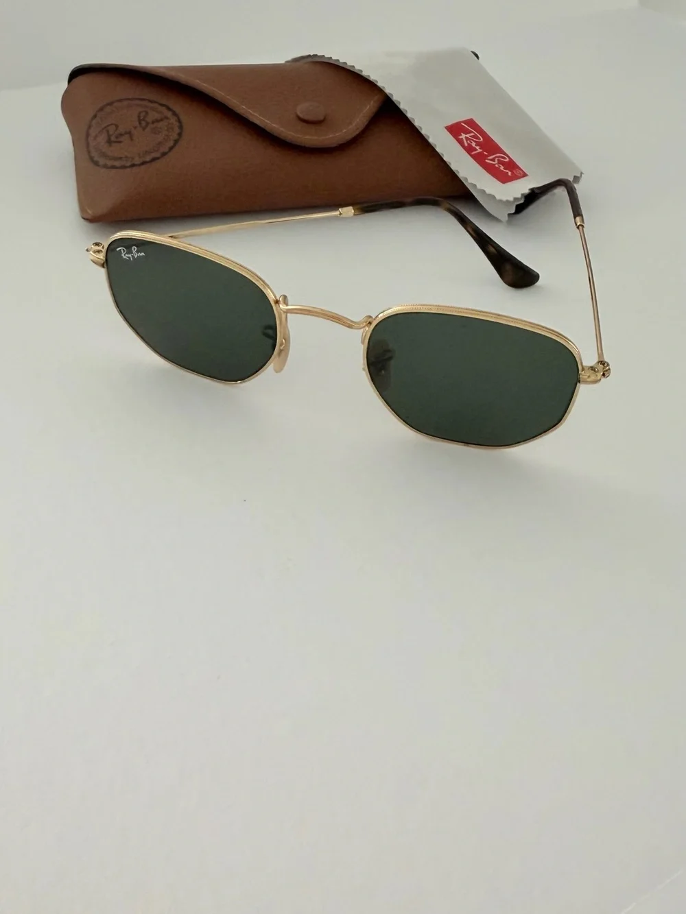 Ray-Ban Gold Frame Sunglasses with Green Lenses and Brown Case